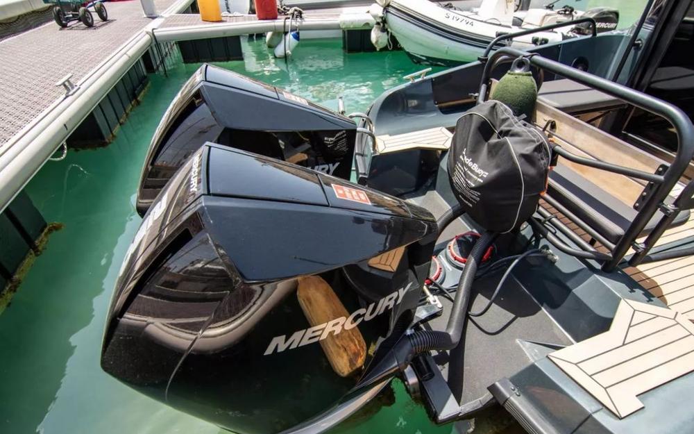 slider 6 XO Boats XO 270 RS Front Cabin